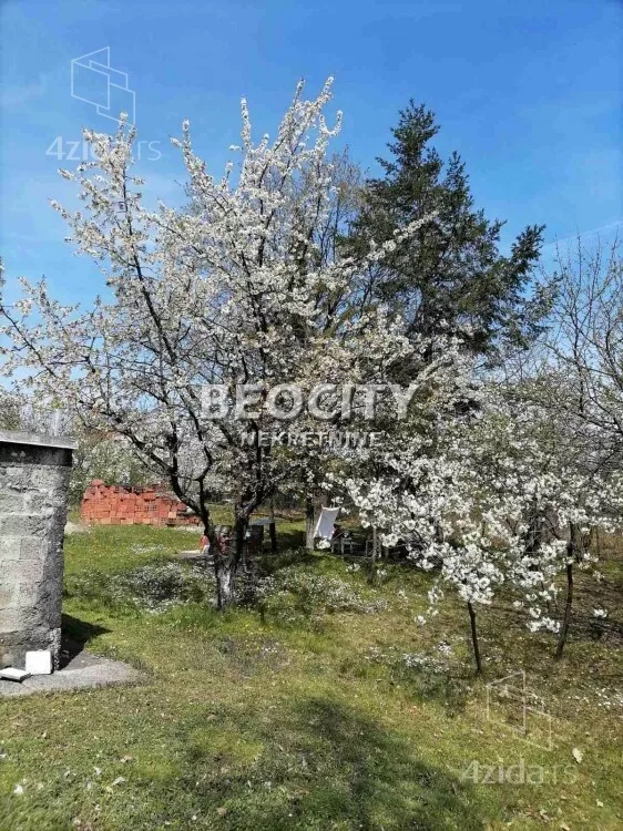 Plac | 4zida