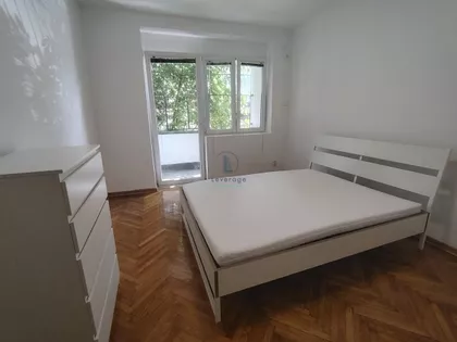 Cara Dušana | 4zida.rs