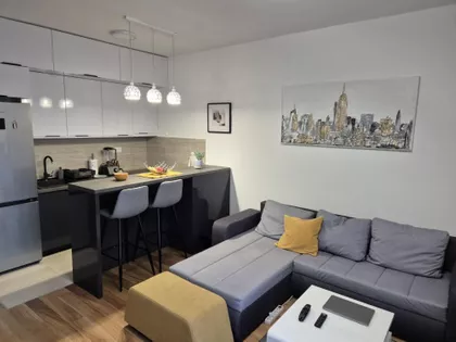 Tadije Sondermajera | 4zida.rs