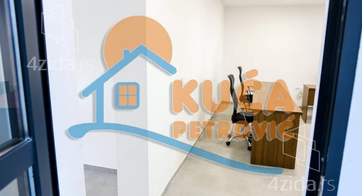 Lokal | 4zida