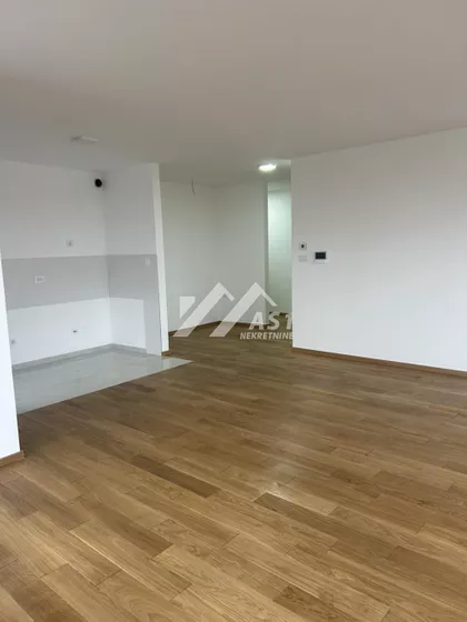 Radnička | 4zida.rs