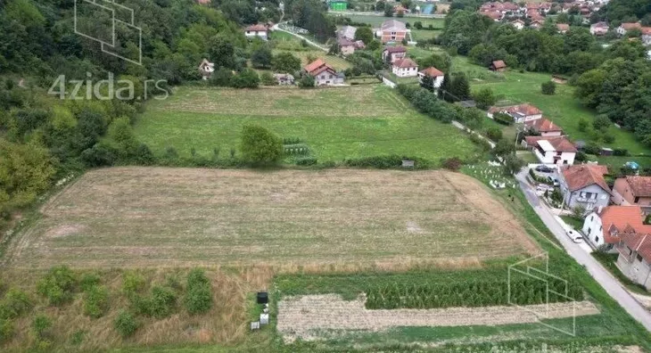 Plac | 4zida