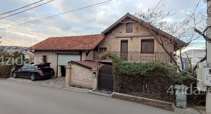 3-etažna kuća | 4zida