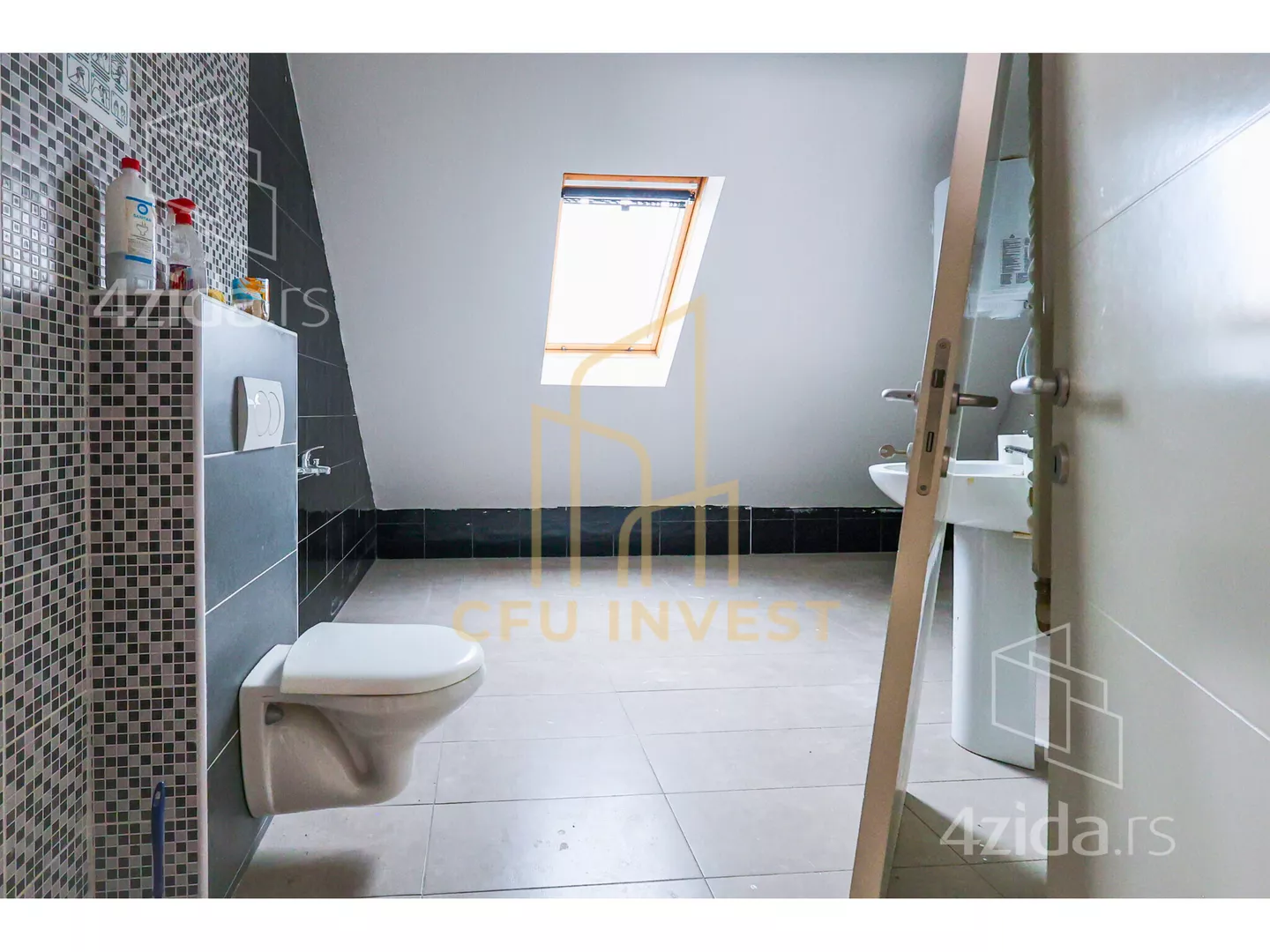 Petosoban stan | 4zida