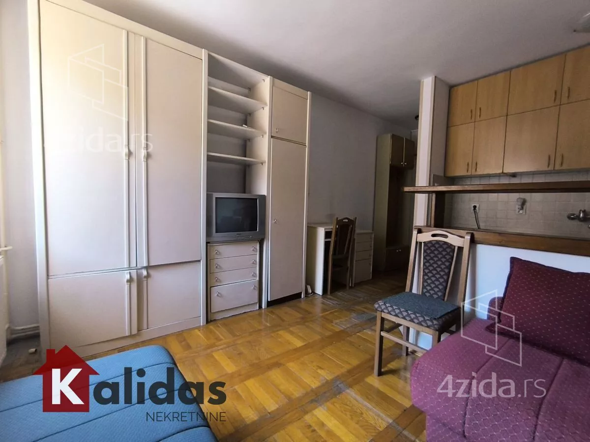 Garsonjera | 4zida