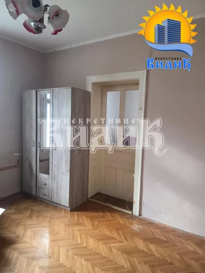 Lamartinova | 4zida.rs