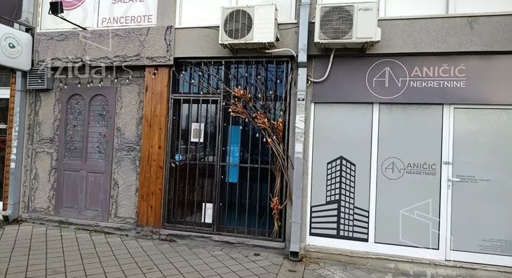 Poslovni prostor | 4zida