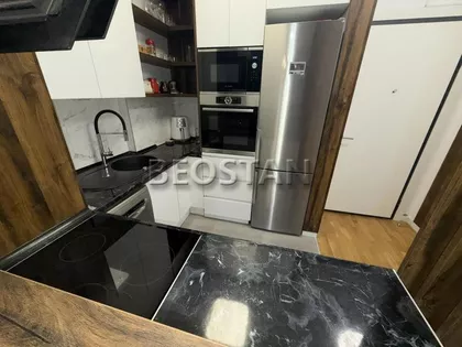 ŽIvka Davidovića | 4zida.rs