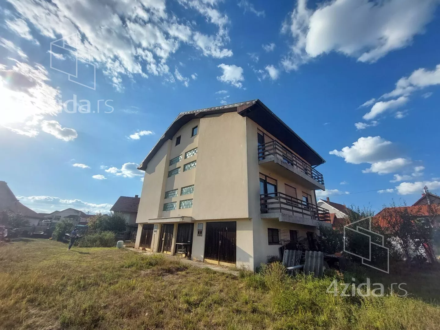 3-etažna kuća | 4zida