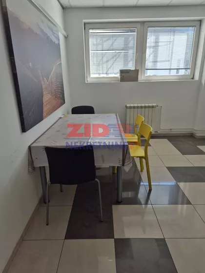 Cara Dušana | 4zida.rs