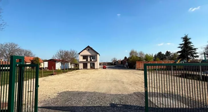 Građevinsko zemljište | 4zida