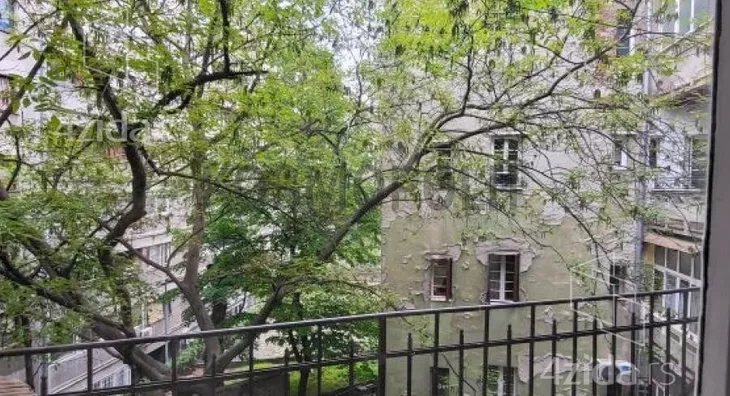 Četvoroiposoban stan | 4zida