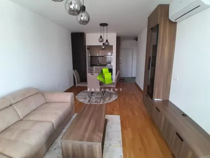 Pantelej | 4zida.rs