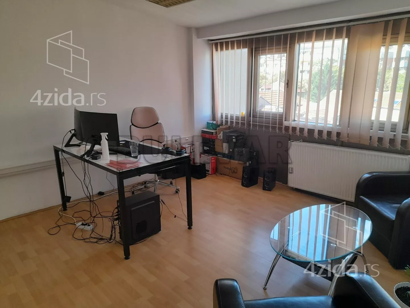 Lokal | 4zida