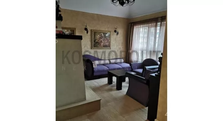 Šestosoban stan | 4zida