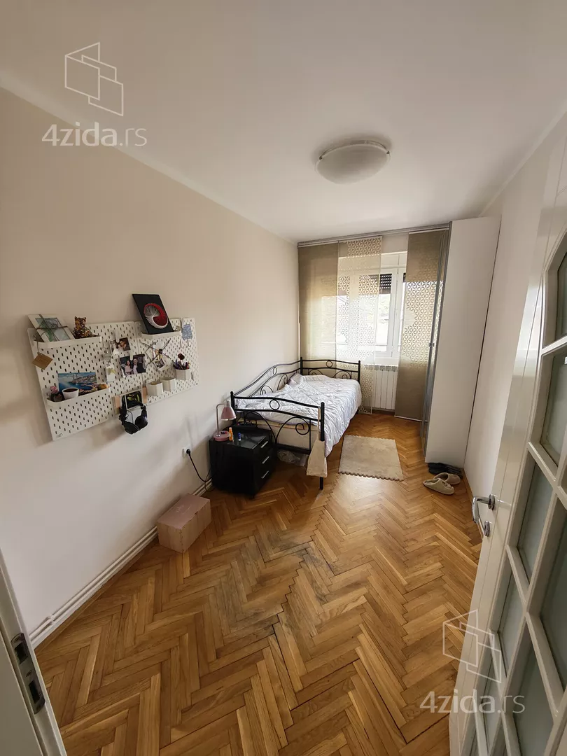 4-etažna kuća | 4zida
