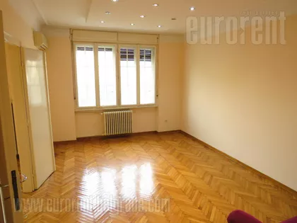 SKUPŠTINA | 4zida.rs