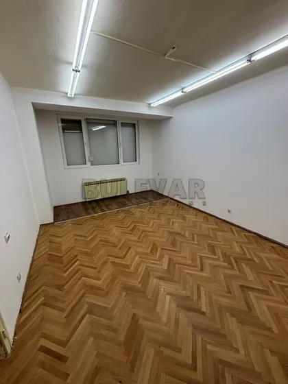 Cara Dušana | 4zida.rs