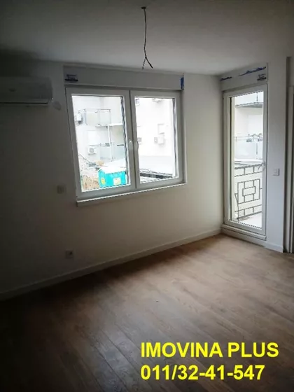 Cara Dušana | 4zida.rs