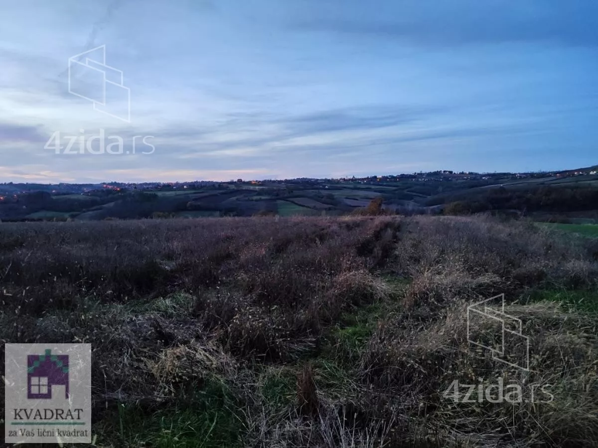 Plac | 4zida
