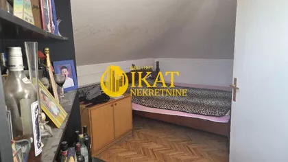 Emilije Jakšić | 4zida.rs