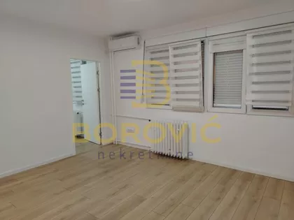 Krunski Venac | 4zida.rs
