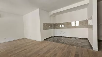 Cara Dušana | 4zida.rs