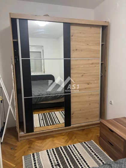 Hadži Ruvimova | 4zida.rs