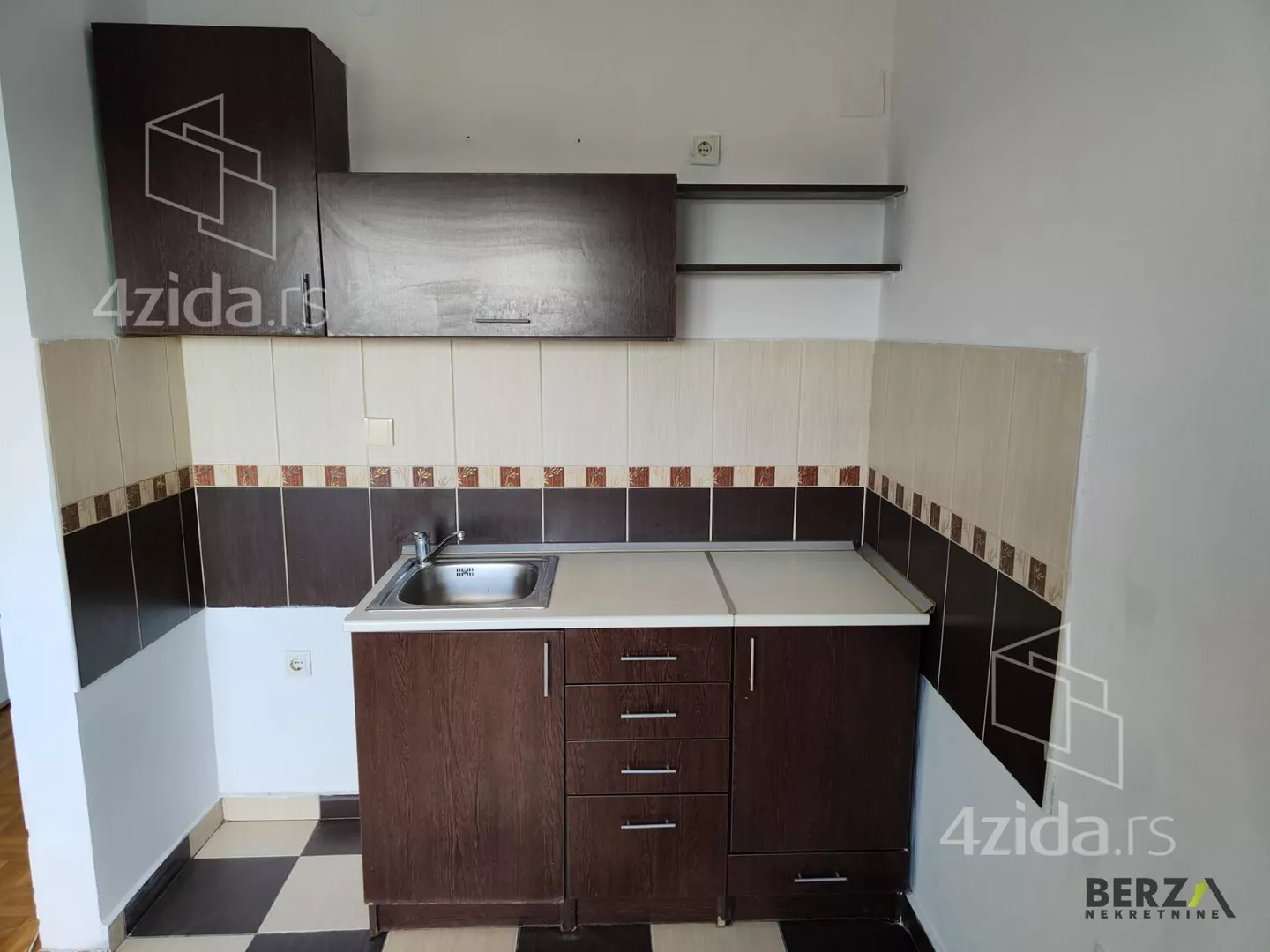 Garsonjera | 4zida