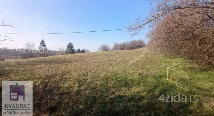 Plac | 4zida