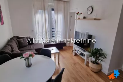 Lekino Brdo | 4zida.rs