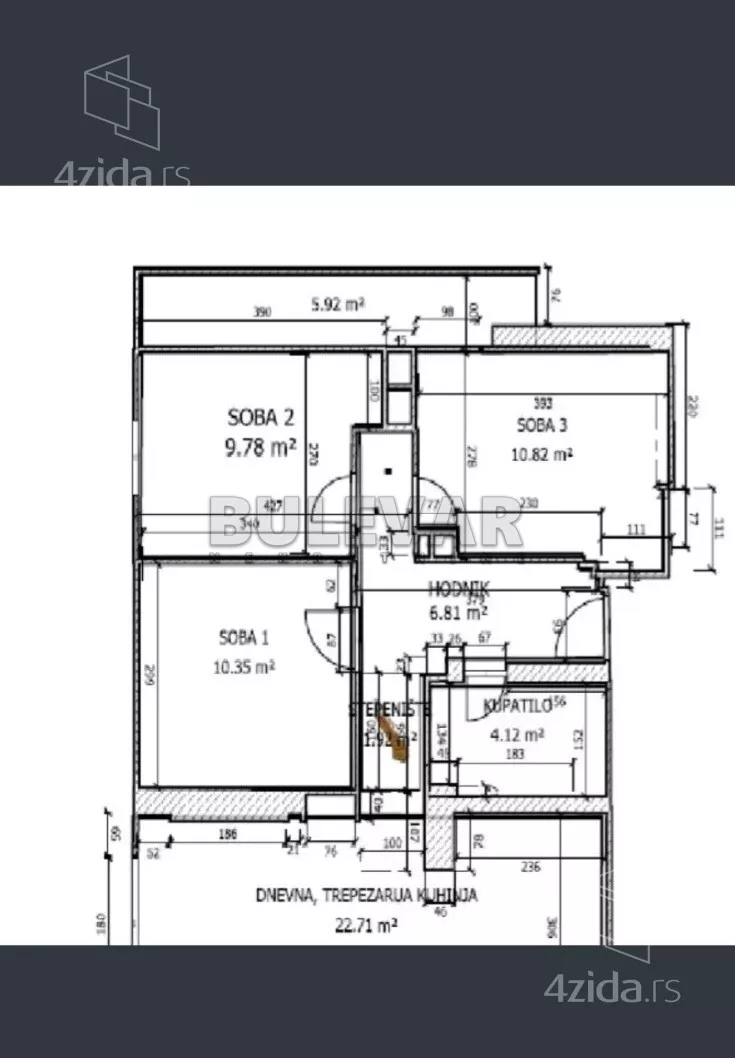 Troiposoban stan | 4zida
