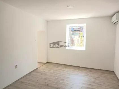 Žarka Zrenjanina | 4zida.rs