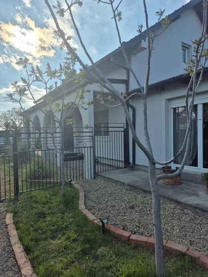 Dobanovci | 4zida.rs