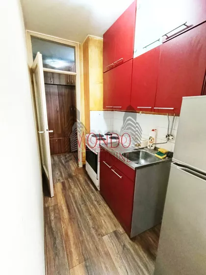 Ekonomski/Pravni Fakultet | 4zida.rs