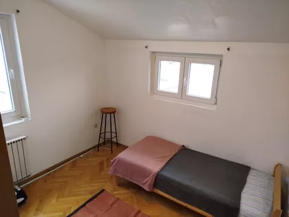 Bože Jankovića 46 | 4zida.rs