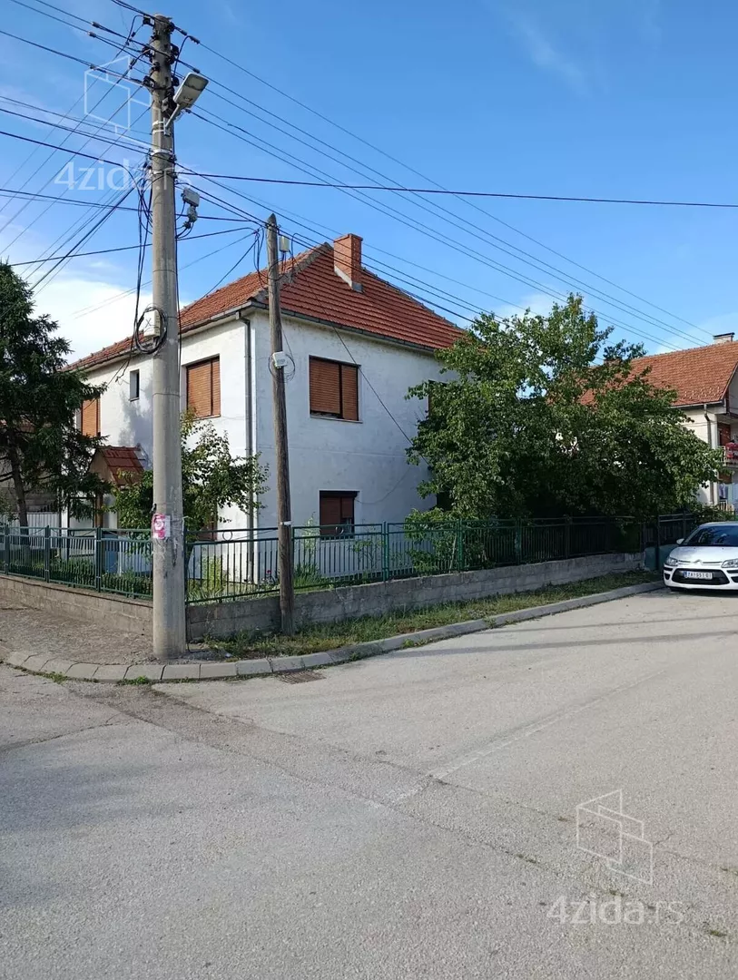 2-etažna kuća | 4zida