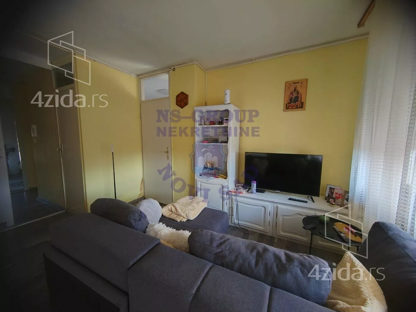 Troiposoban stan | 4zida