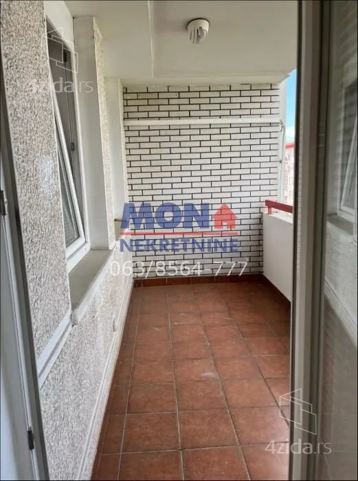 Šestosoban stan | 4zida