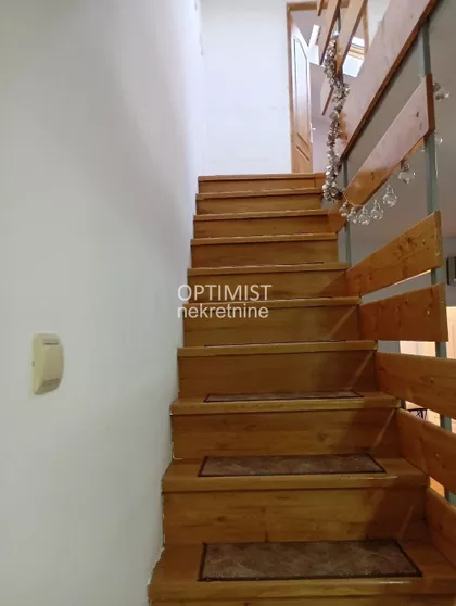 Kačićeva | 4zida.rs