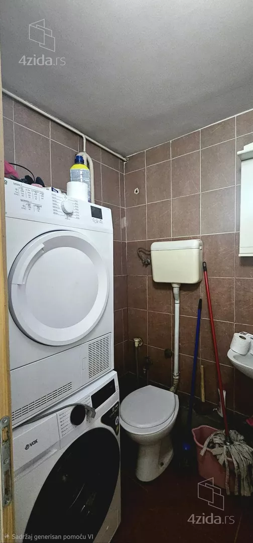 Troiposoban stan | 4zida