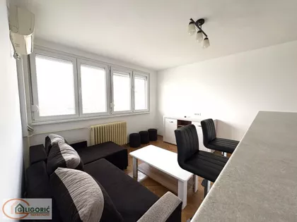 Kalenić pijaca | 4zida.rs