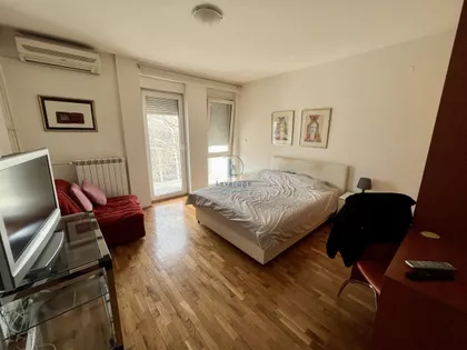 Bulevar oslobođenja | 4zida.rs