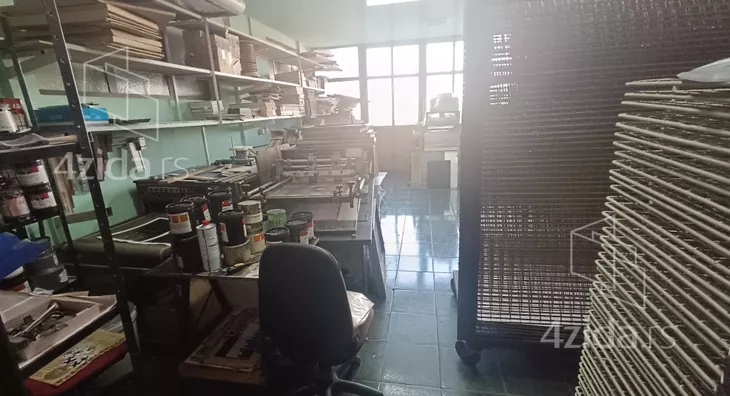 Poslovni prostor | 4zida