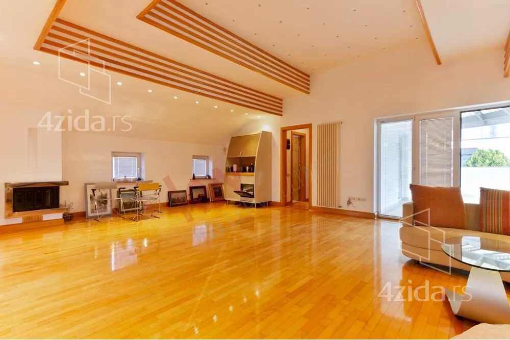 4-etažna kuća | 4zida