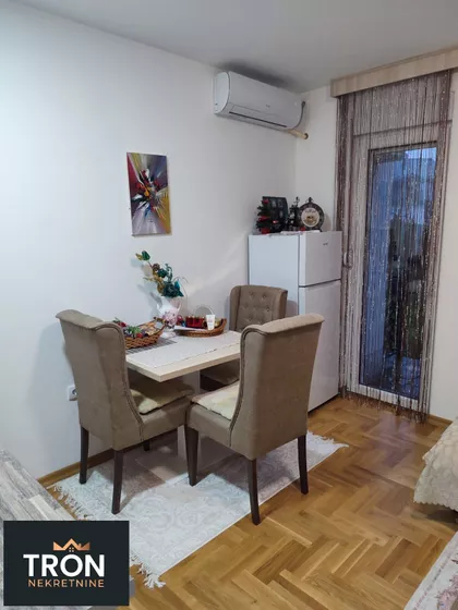 Nemanjina | 4zida.rs