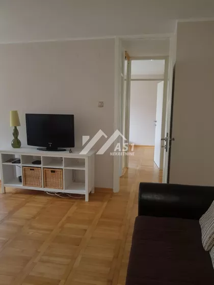 Balzakova | 4zida.rs