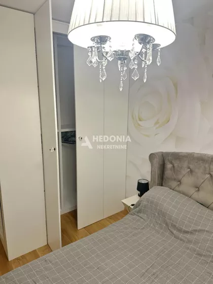 Tadije Sondermajera | 4zida.rs