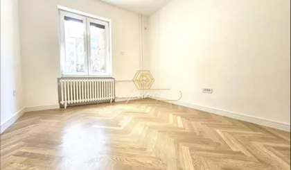 Stari Grad | 4zida.rs