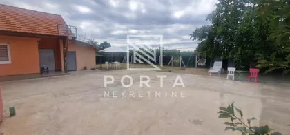 Petrijevo | 4zida.rs
